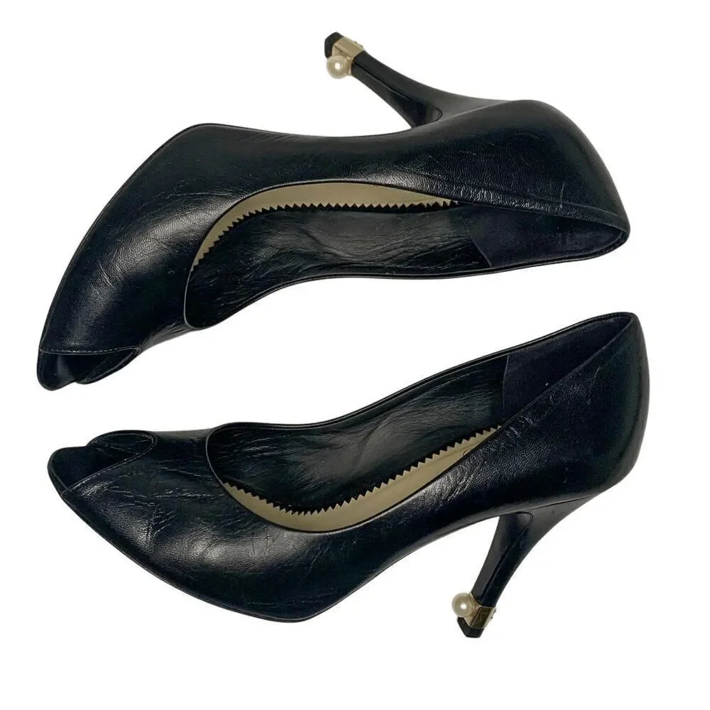 Chanel Interlocking CC Logo Black Leather Pumps EU 37 US 6-6.5 Pearl High Heels